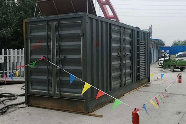 南明发电机租赁空气滤清器多久更换一次？