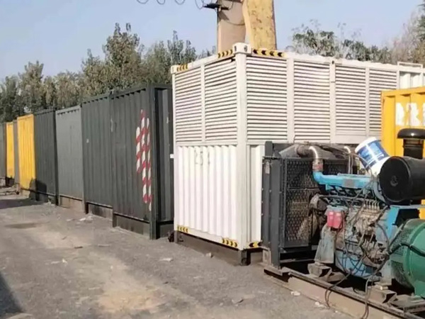 南明200KW柴油发电机机组每小时油耗是多少?