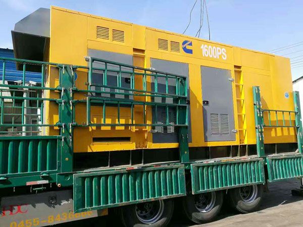 南明测量水冷式机油散热器密封件尺寸时的注意事项有哪些？